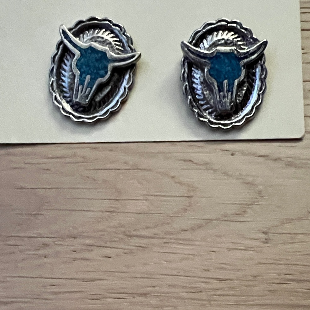 Silver and Turquoise Longhorn Pins